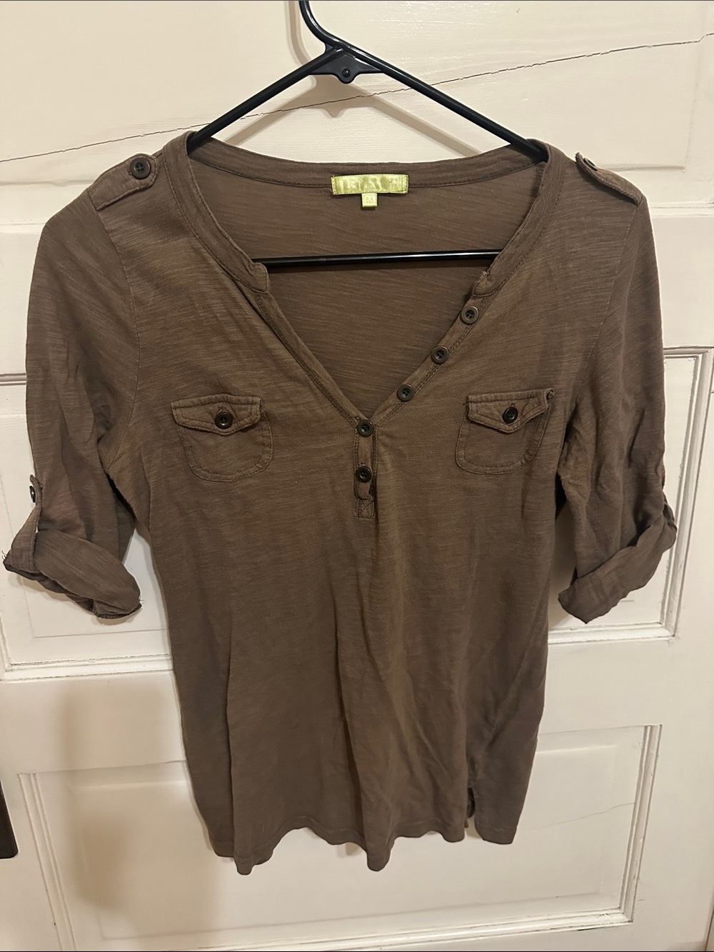 Army Green Safari V-Neck Button Henley Military Pockets Roll-Tab Sleeves Cotton